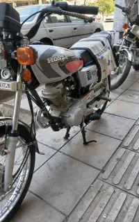 هندا ۱۲۵