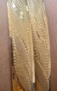 یک عدد النگو به وزن پنج گرم نیم