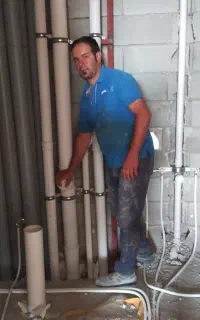 لوله کشی و تاسیساتی آب و فاضلاب