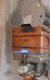 تعمیرات آبگرمکن دیواری و زمینی بخاری و لوله کشی