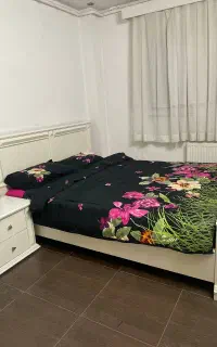 تخت ۲نفره و کنسول میز آرایش