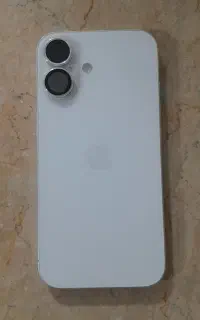 ایفون ۱۶ نرمال