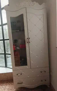کمد فروشی سالم ۵۵۰۰تخفیف داره