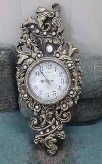 ساعت دیواری
