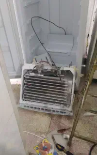 تعمیر یخچال فریزر خانگی و صنعتی درب منزمحل