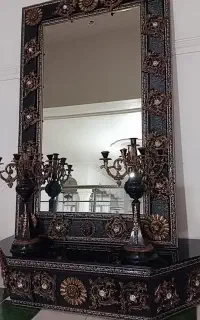 آینه کنسولی سالم درحد نو با دوتا شمدون فلزی ۳۵۰۰