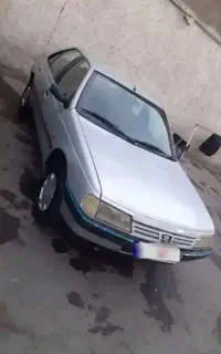 پژو 405 نقره ای