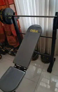 دمبل بتنی و میز ۵ کارِ