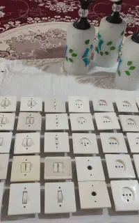 لوستر و کلید پریز ساده