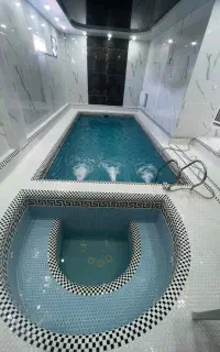 استخر سازان