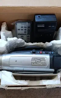 دوربین هندی کم  وی اچ اس