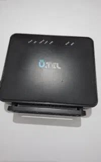 مودم اینترنت بی سیم U.TEL مدل V301