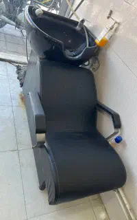 سرشور مبلی وآینه قدی با نور پردازی