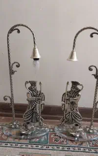 یک جفت شمعدان فلزی