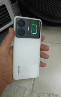 غول ریلمی GT3 یک ترابایت حافظه
