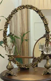 آیینه و شمعدان