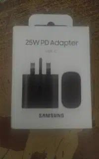 شارژر سامسونگ و هدفون p47