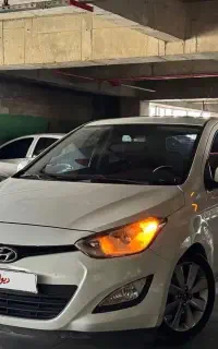 هیونداi20