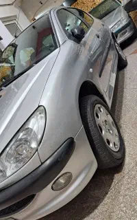 پژو۲۰۶ مدل ۸۹ یک لکه