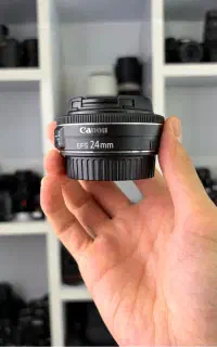 Canon EF-S 24mm f/2.8 STM Lens