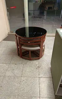 میز کم جا