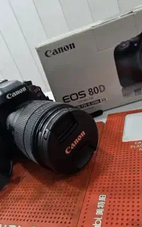 دوربین عکاسی canon eos 80D
