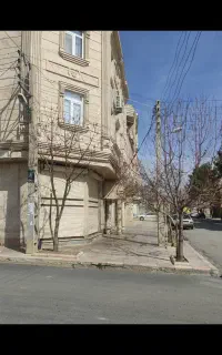 مغازه 25متری نبش پارک مادر
