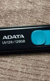 فلش ۱۲۸ گیگ ای دیتا USB 3 ADATA