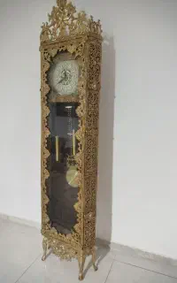 ساعت پایه دار برنز