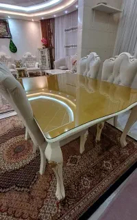 میز غذاخوری ۴ نفره