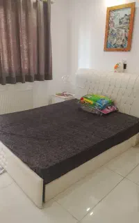 تخت دونفره