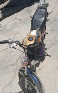 موتورسیکلت هوندا ۱۲۵ مدل ۱۳۸۱  بنزینی