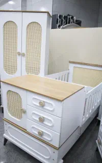 تخت و کمد نوزاد