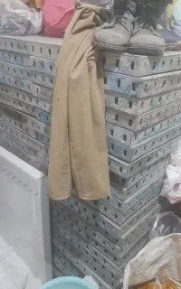 قالب فلزی فروشی
