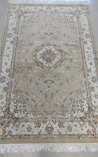 فرش ( گردویی) «۴ متر»