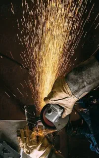 جوشکاری سیار ولوله کشی گاز،آب،پکیج وتعمیرات مخازن