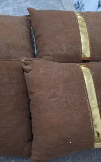 ۴عدد کوسن مبل کاملا سالم