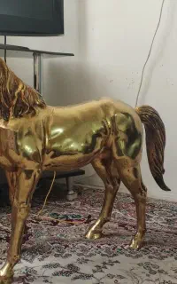 مجسمه برنزی اسب