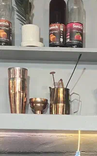 دکور بار سرد