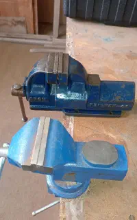 گیره رومیزی قدیمی تریومف ساخت آلمان