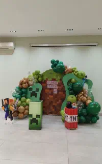 بادکنک آرایی انواع مراسمات