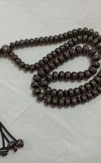 تسبیح زندان باف