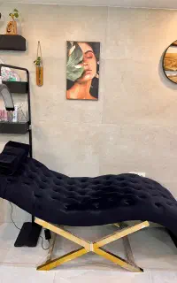 تخت مژه کار موجدار در حد نو‌