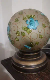 آواژور رومیزی