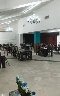 سالن و کافه رستوران کوردی ماه منیر