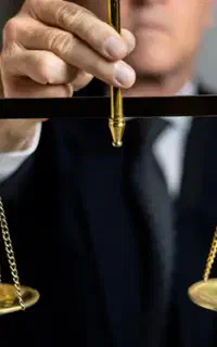 وکیل پایه یک (رایگان)