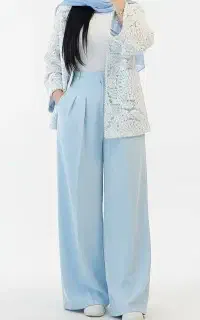 لباسای جذاب داریم