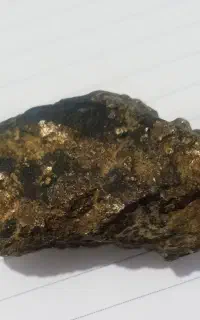 شهاب سنگ رگه طلایی