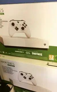 خرید فروش فوری XBOX وان S حتی بدون کارتن