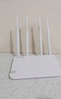 فروش مودم روتر LTE قابل حمل کاملا سالم ونو